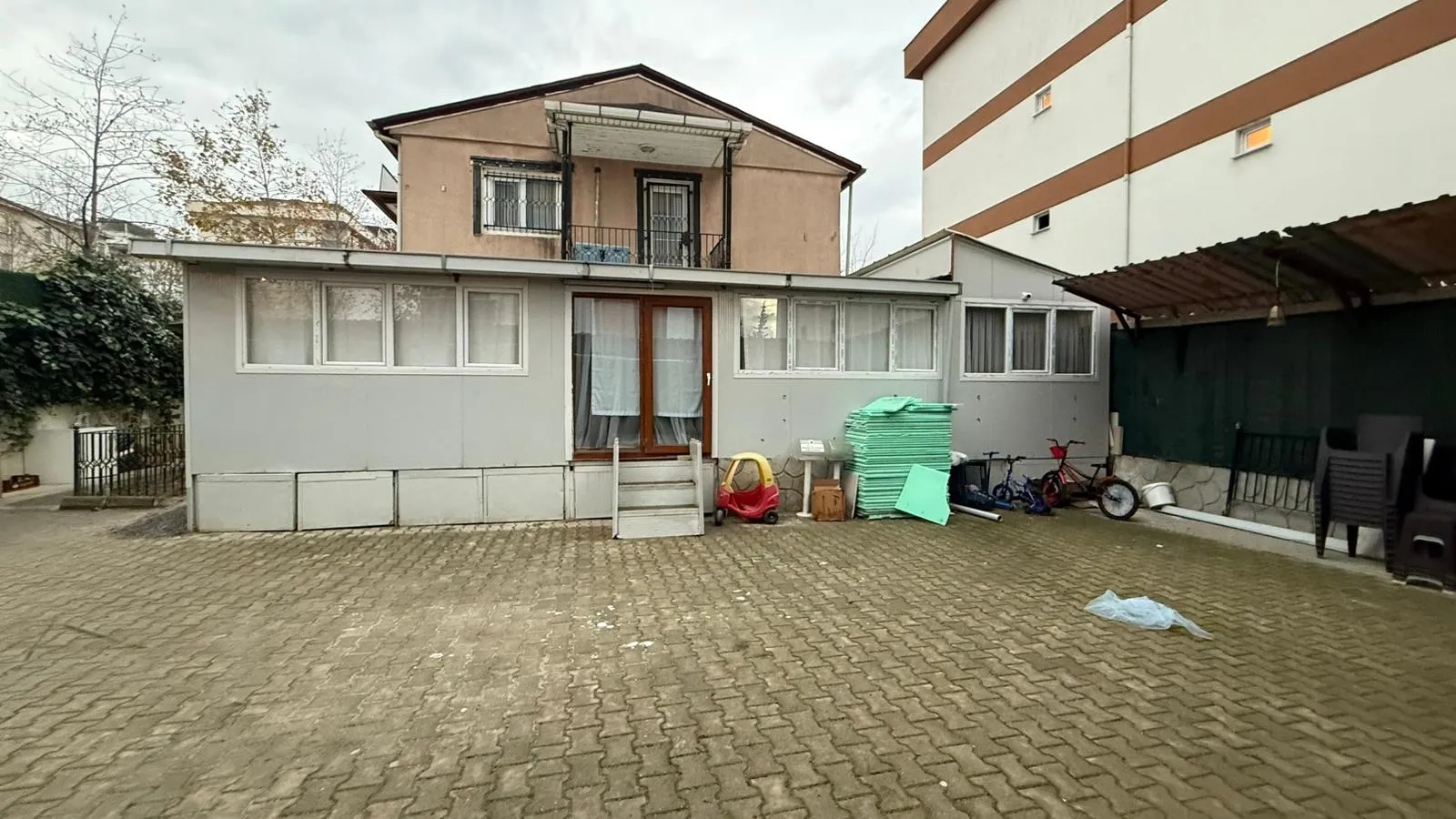 MOREN REAL ESTATE'DEN SAMANDIRA'DA 346M2 PROJESİ HAZIR ARSA!